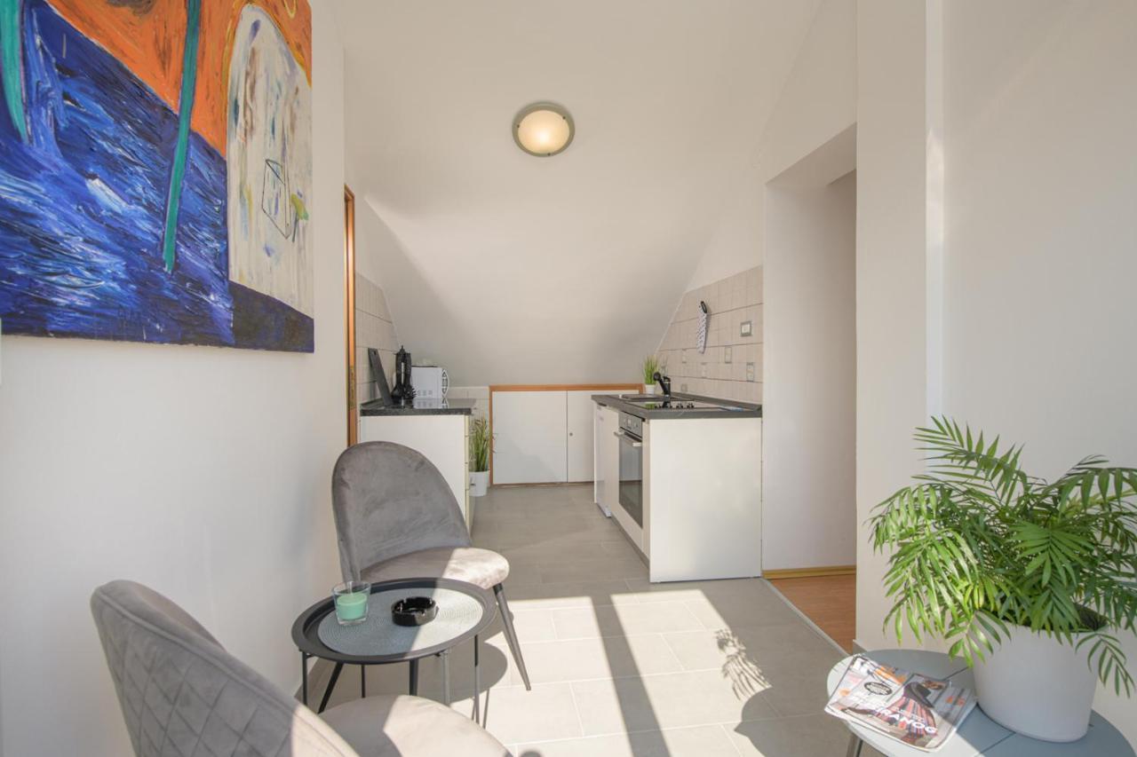 Apartmani Tena セルツェ エクステリア 写真