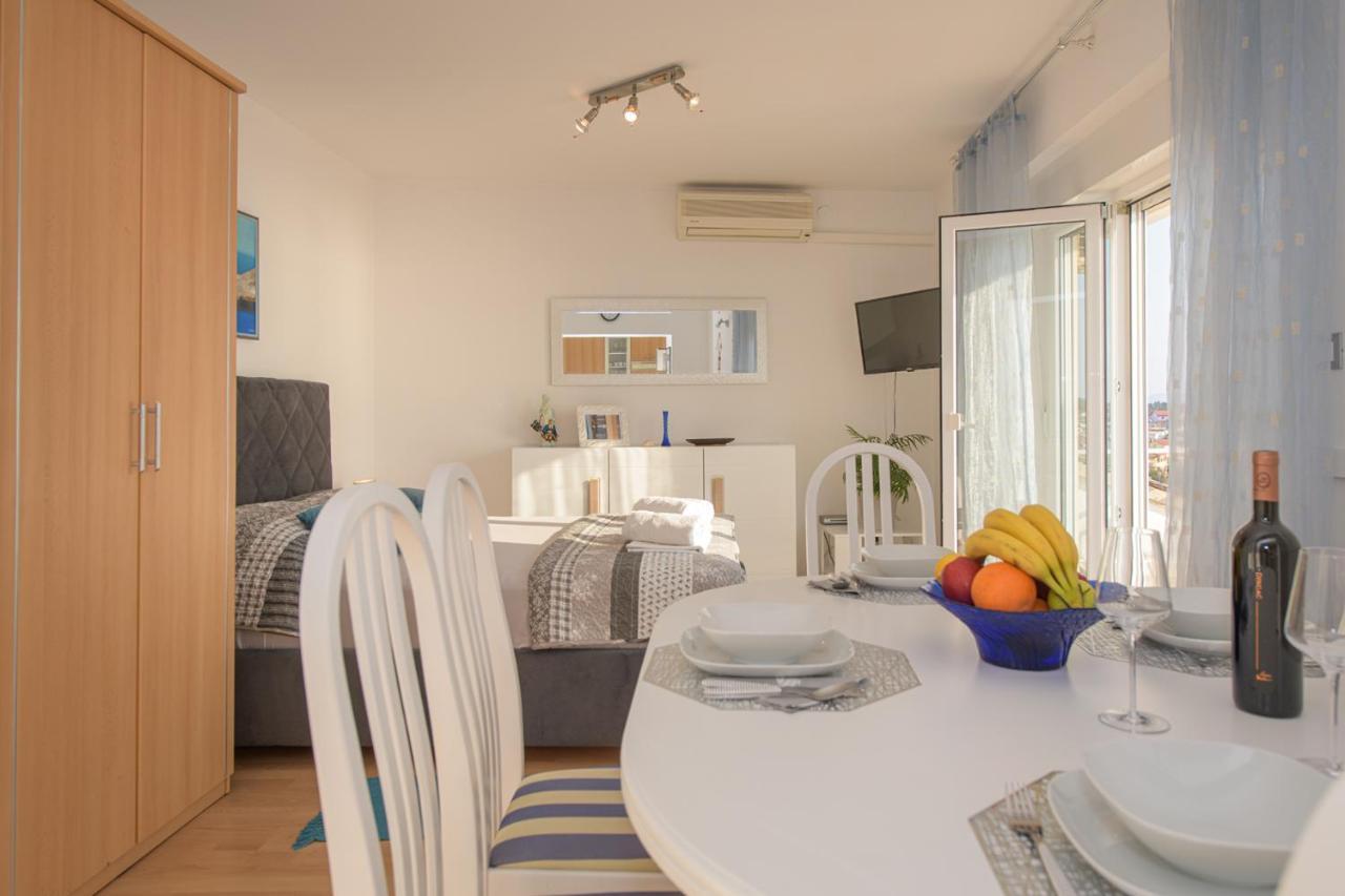 Apartmani Tena セルツェ エクステリア 写真